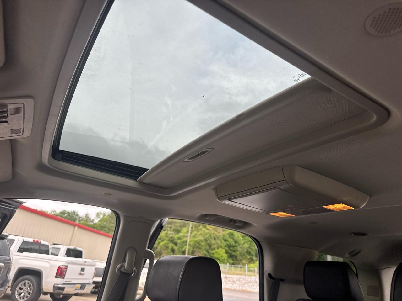 Cadillac Escalade Platinum AWD 2014