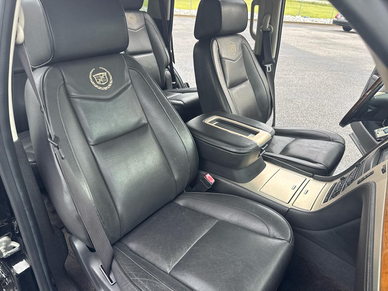 Cadillac Escalade Platinum AWD 2014