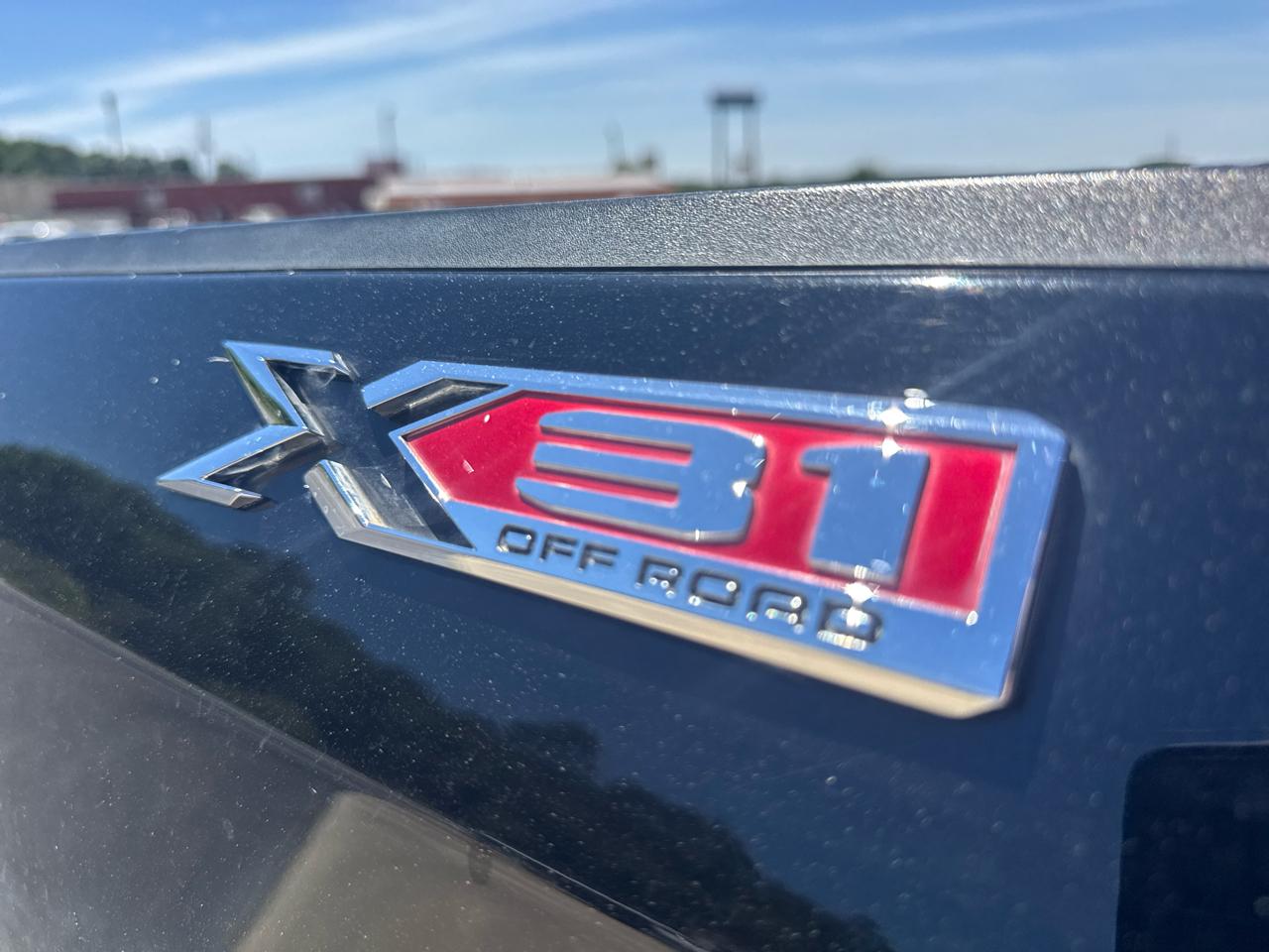 GMC Sierra 1500 4WD Crew Cab 147" SLT 2019