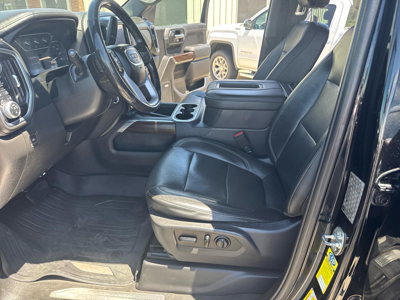GMC Sierra 1500 4WD Crew Cab 147" SLT 2019