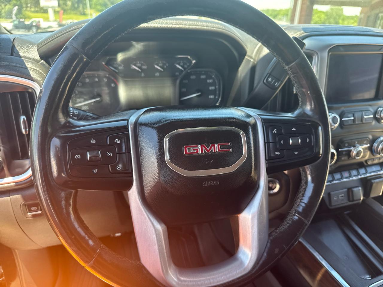 GMC Sierra 1500 4WD Crew Cab 147" SLT 2019