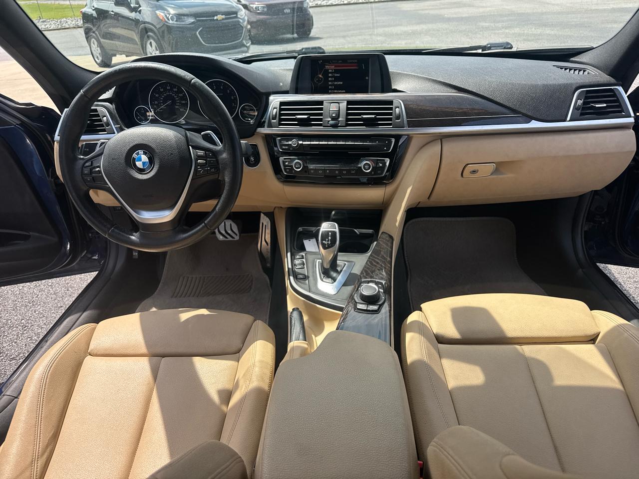BMW 3-Series 330i SULEV Sedan 2017