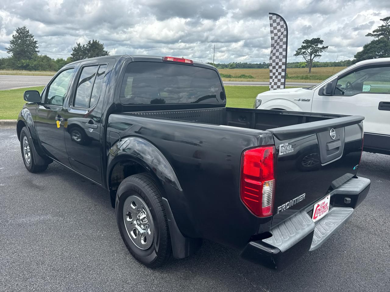 Nissan Frontier 2WD Crew Cab SWB Auto S 2018