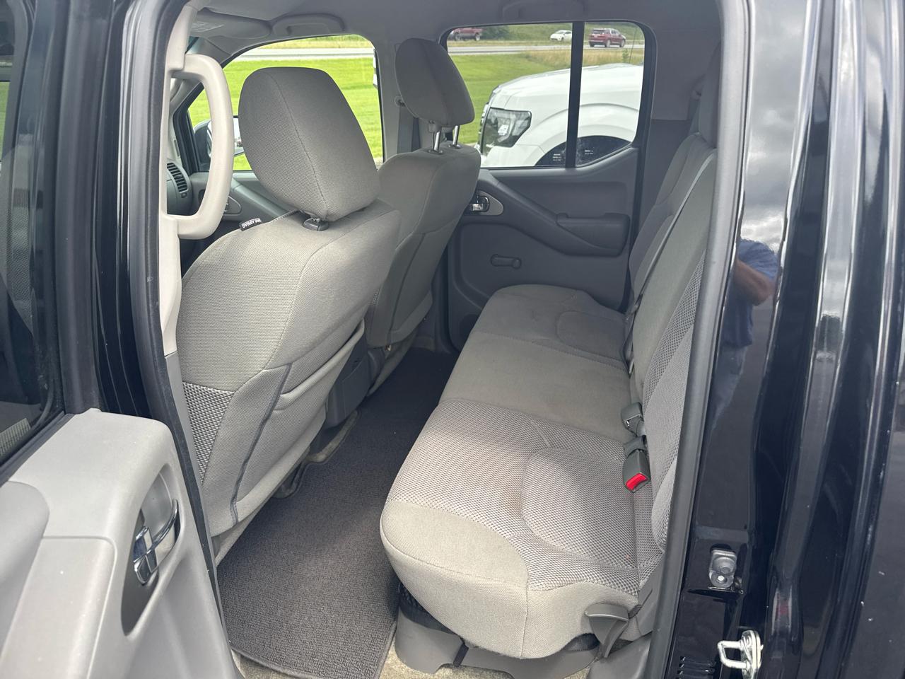 Nissan Frontier 2WD Crew Cab SWB Auto S 2018
