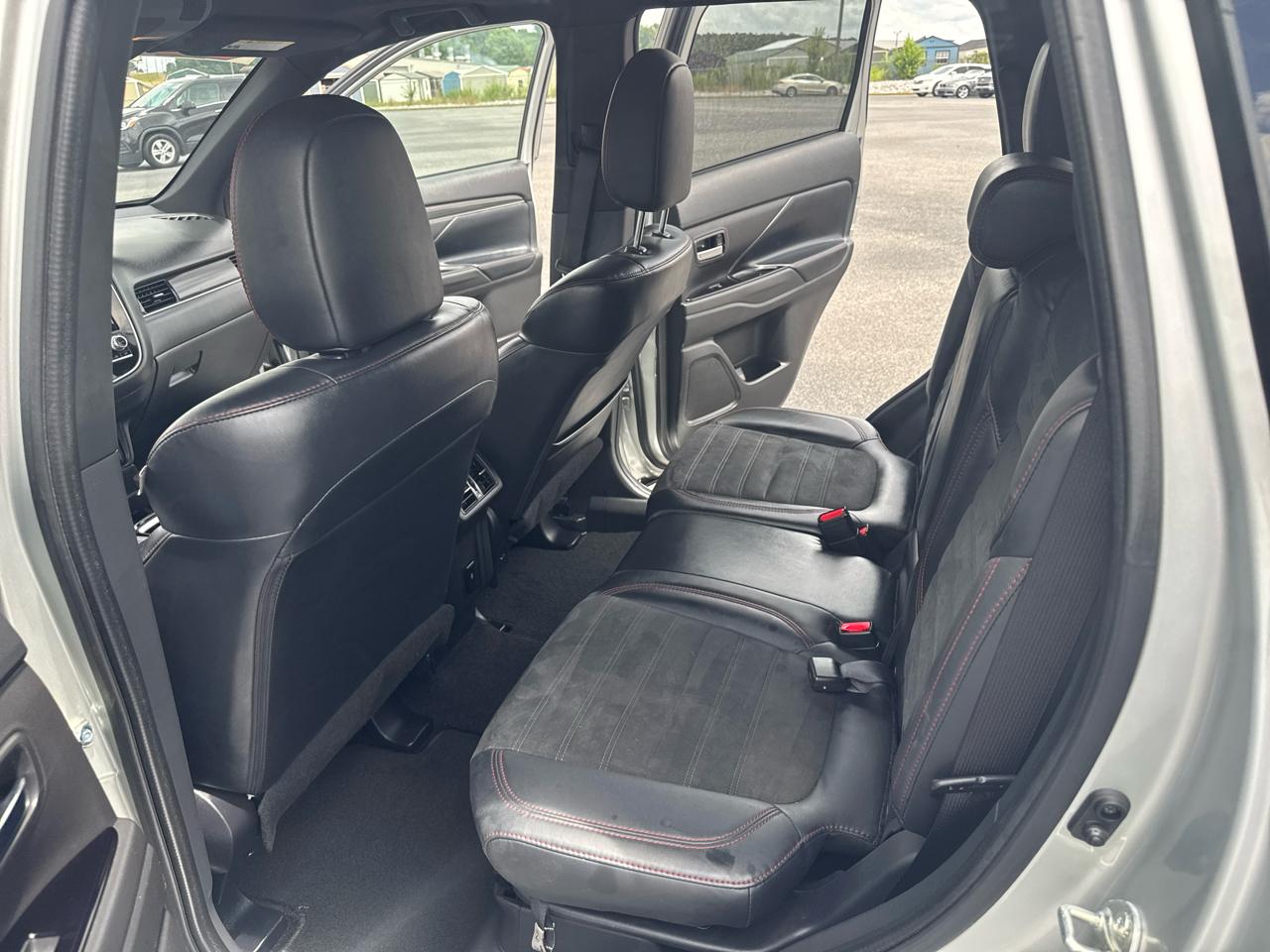 Mitsubishi Outlander SEL AWD 2020