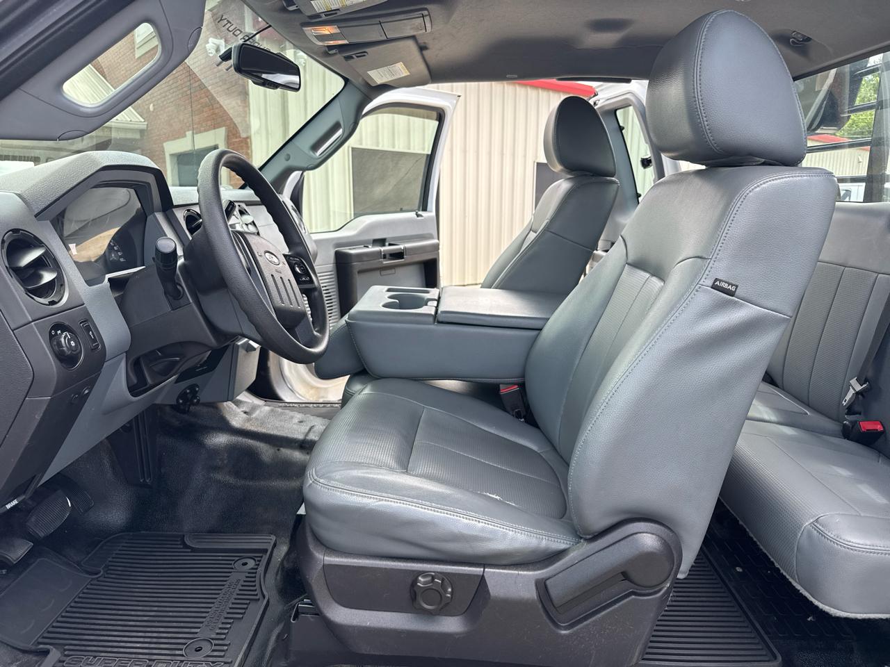 Ford F-350 SD XLT SuperCab Long Bed 4WD 2015