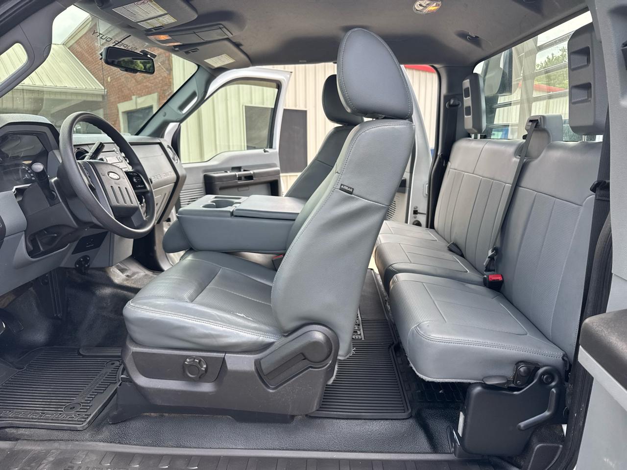 Ford F-350 SD XLT SuperCab Long Bed 4WD 2015