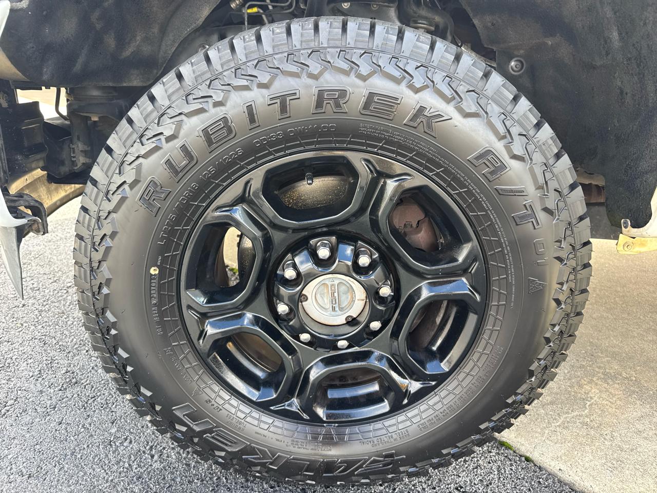 Ford F-350 SD XLT SuperCab Long Bed 4WD 2015