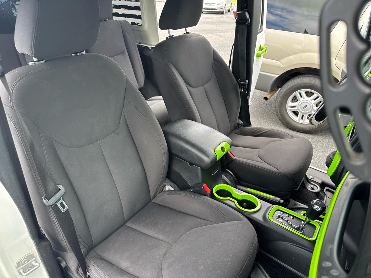 Jeep Wrangler Unlimited Sport 4WD 2015