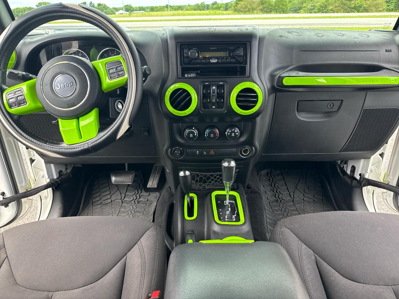 Jeep Wrangler Unlimited Sport 4WD 2015