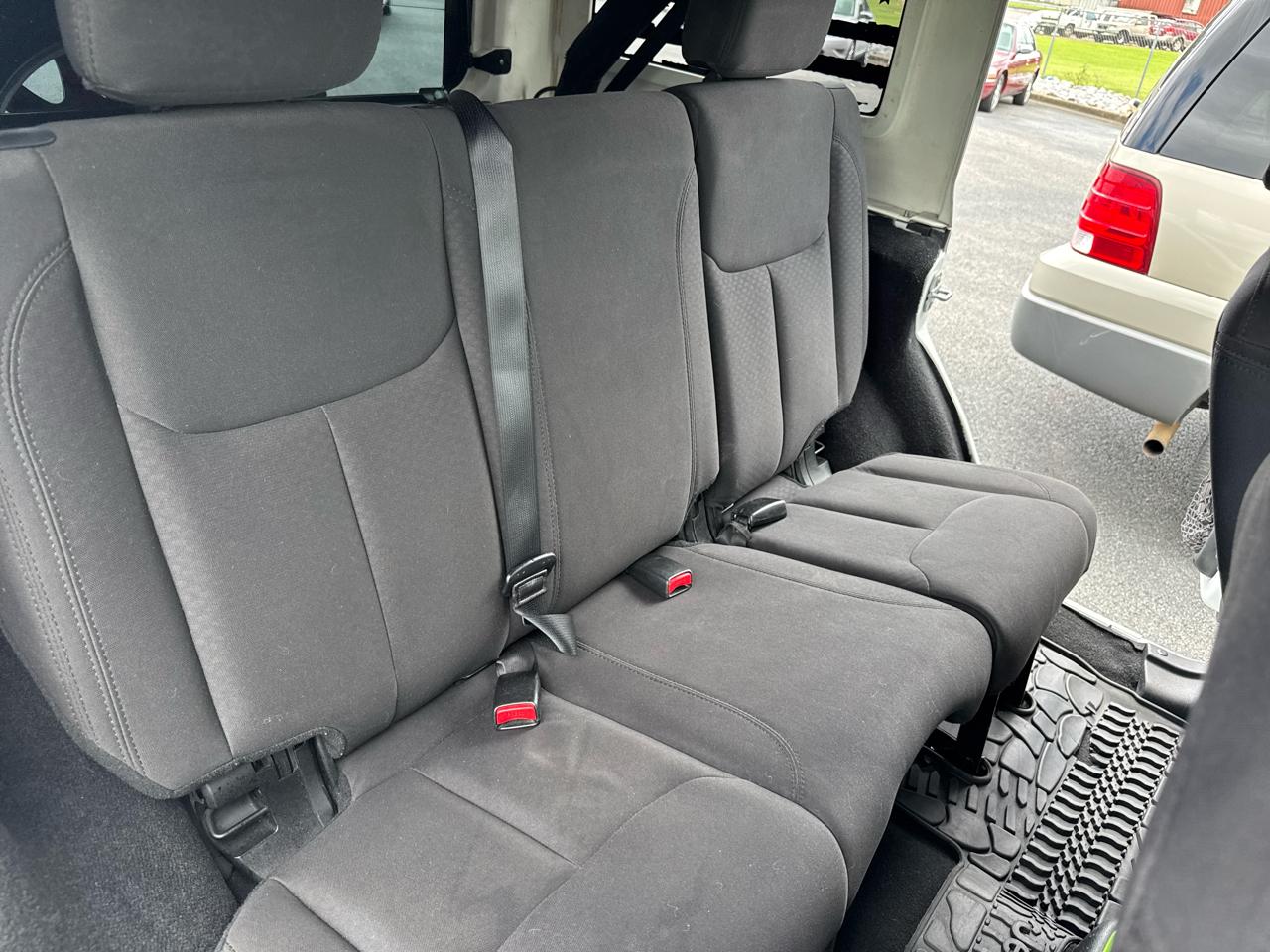 Jeep Wrangler Unlimited Sport 4WD 2015