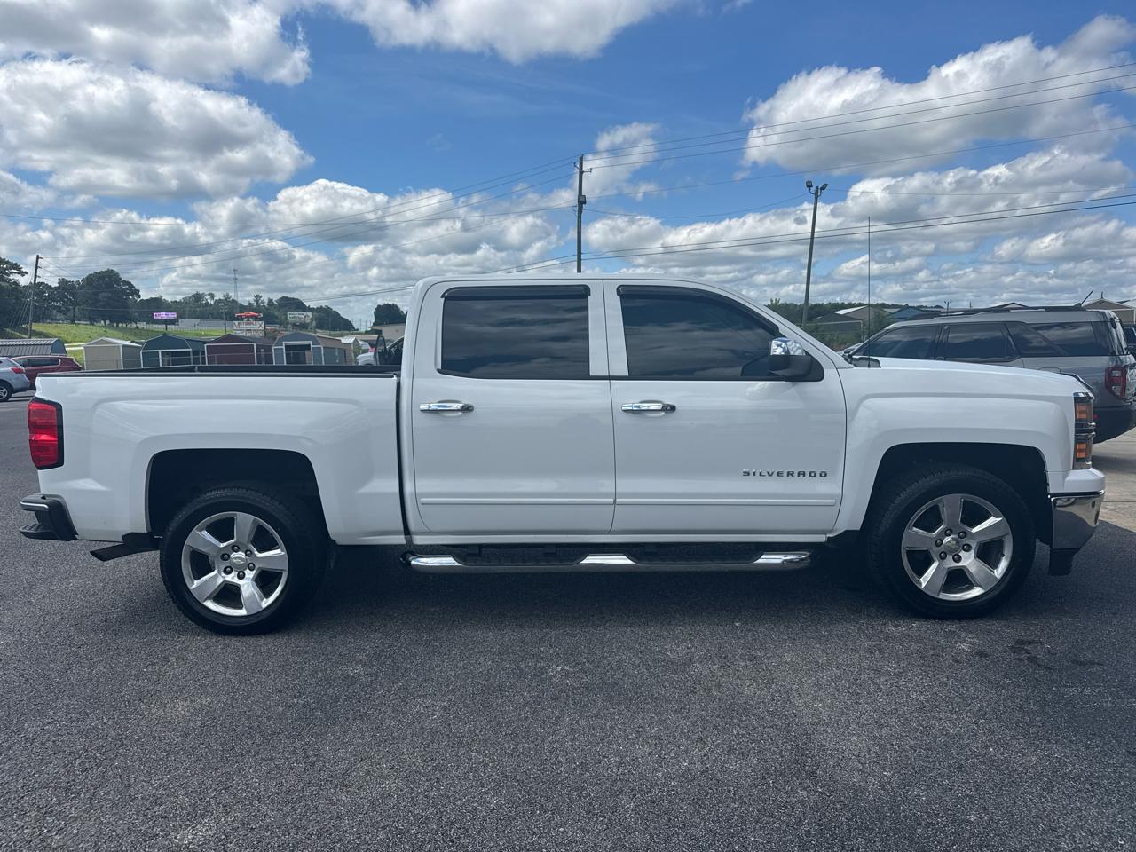 Chevrolet Silverado 1500 1LT Crew Cab 2WD 2015