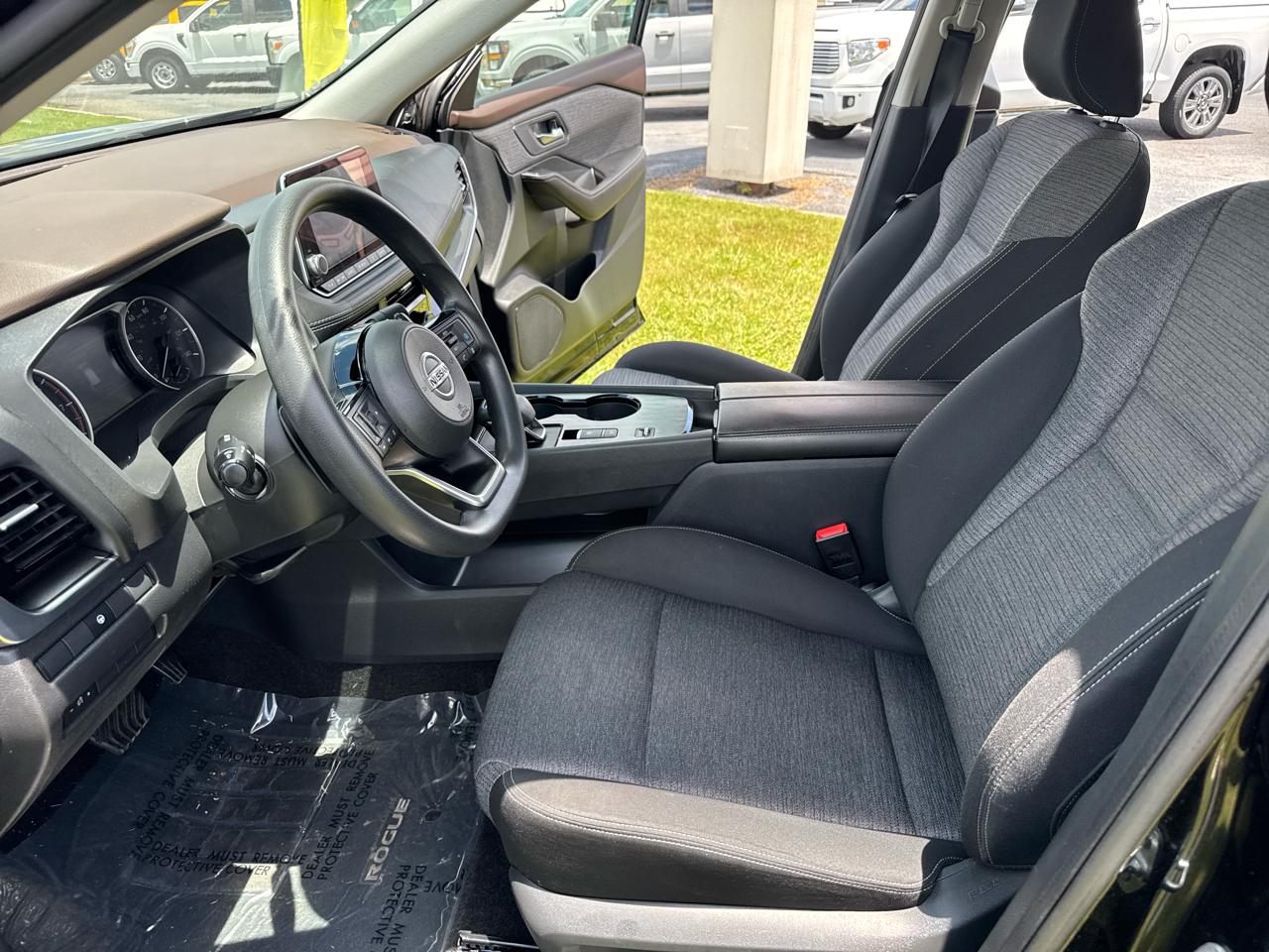 Nissan Rogue SV 2021
