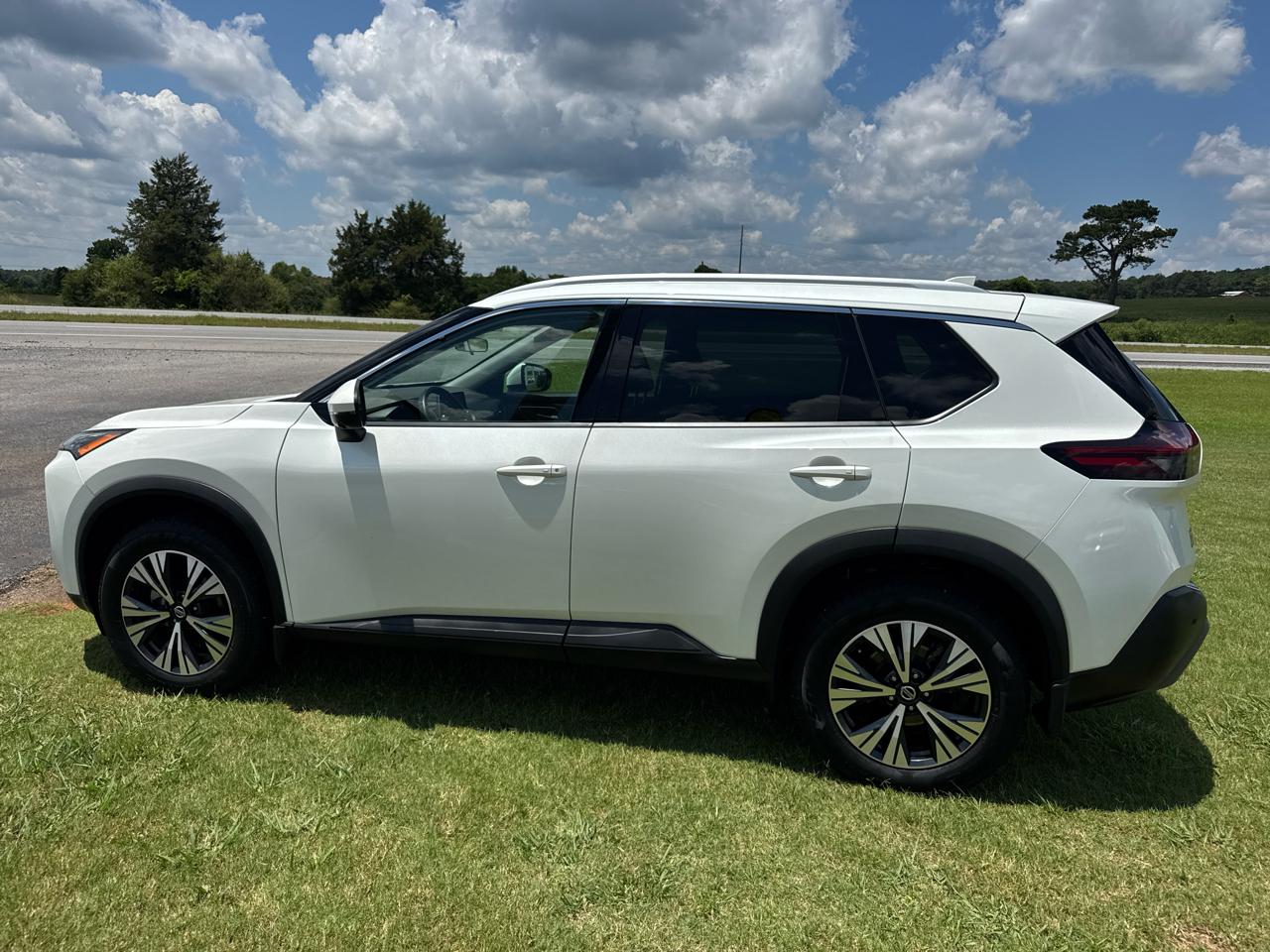 Nissan Rogue SV 2021