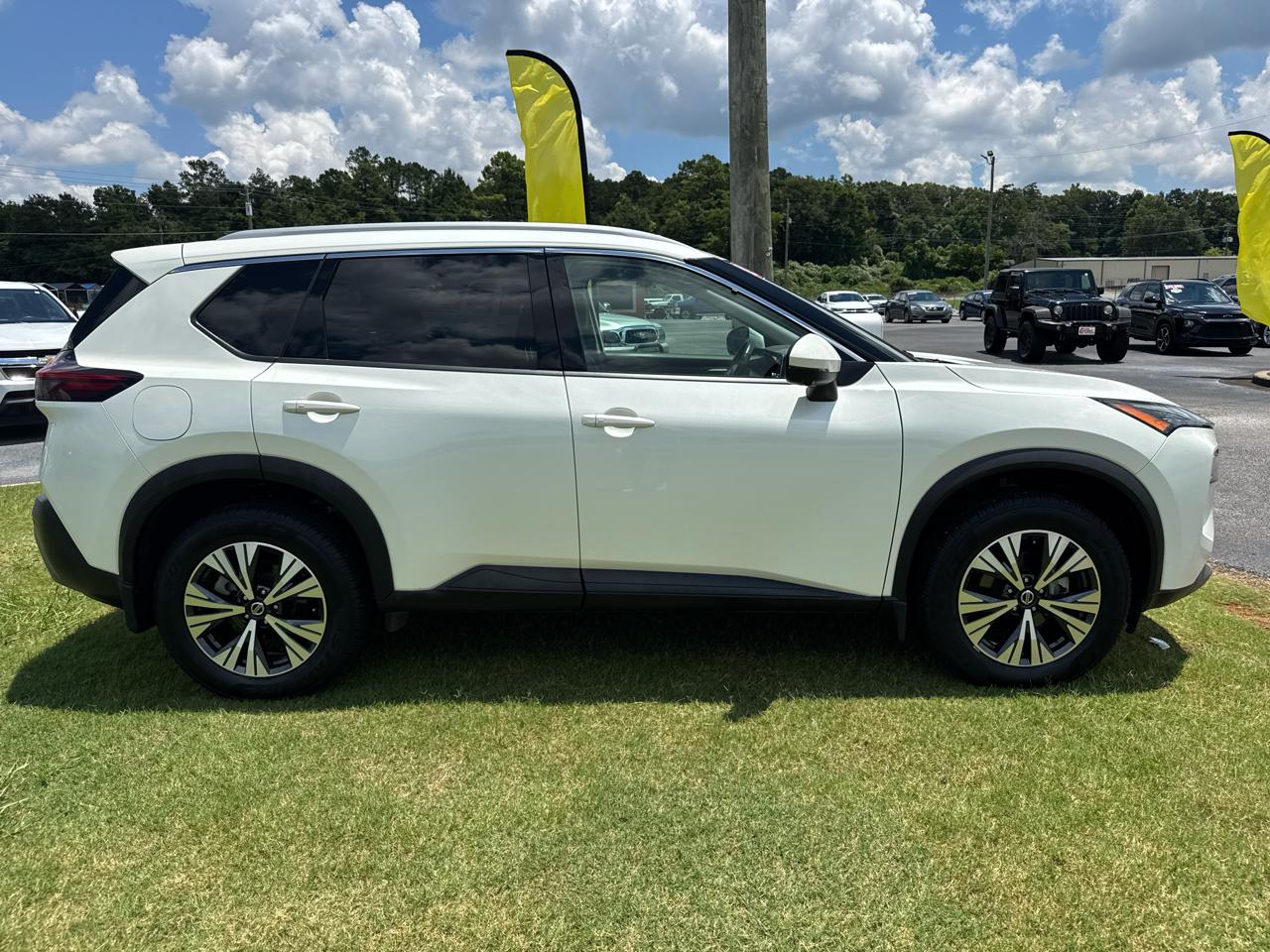 Nissan Rogue SV 2021