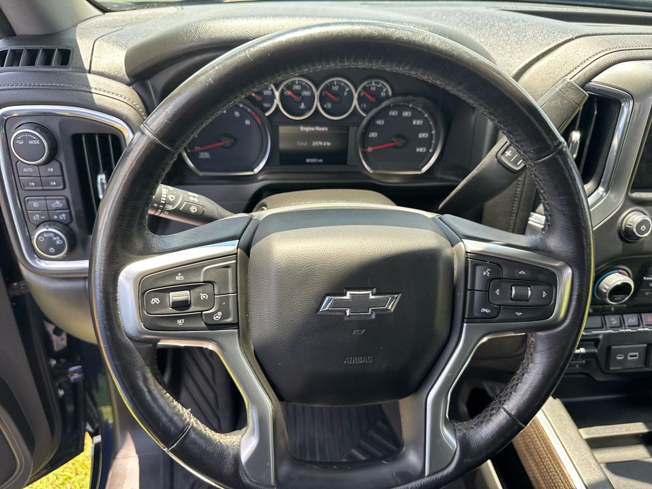 Chevrolet Silverado 1500 2WD Crew Cab 143.5" LT 2021