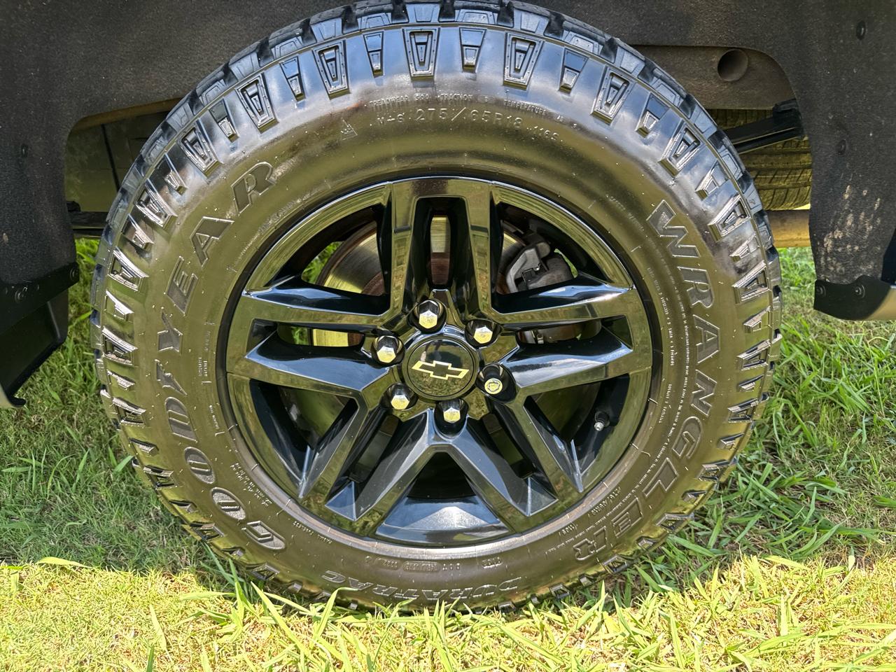 Chevrolet Silverado 1500 2WD Crew Cab 143.5" LT 2021