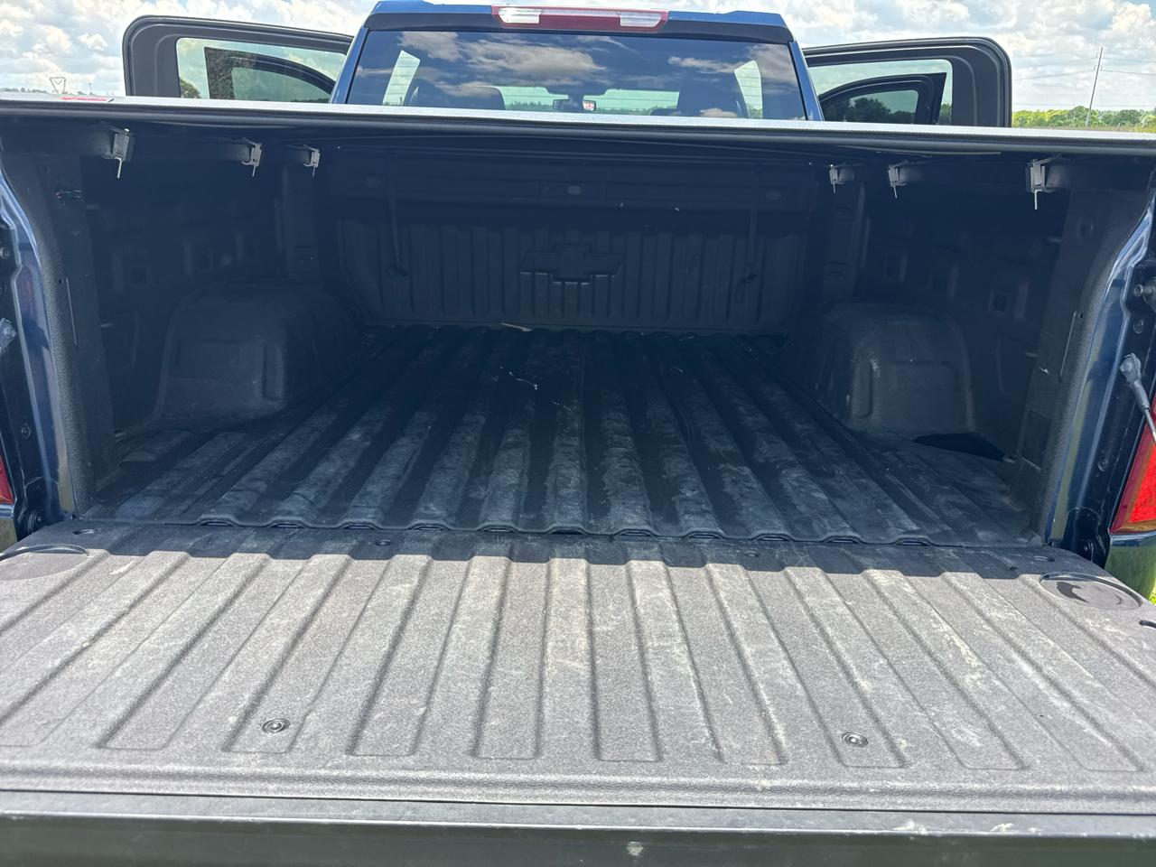 Chevrolet Silverado 1500 2WD Crew Cab 143.5" LT 2021