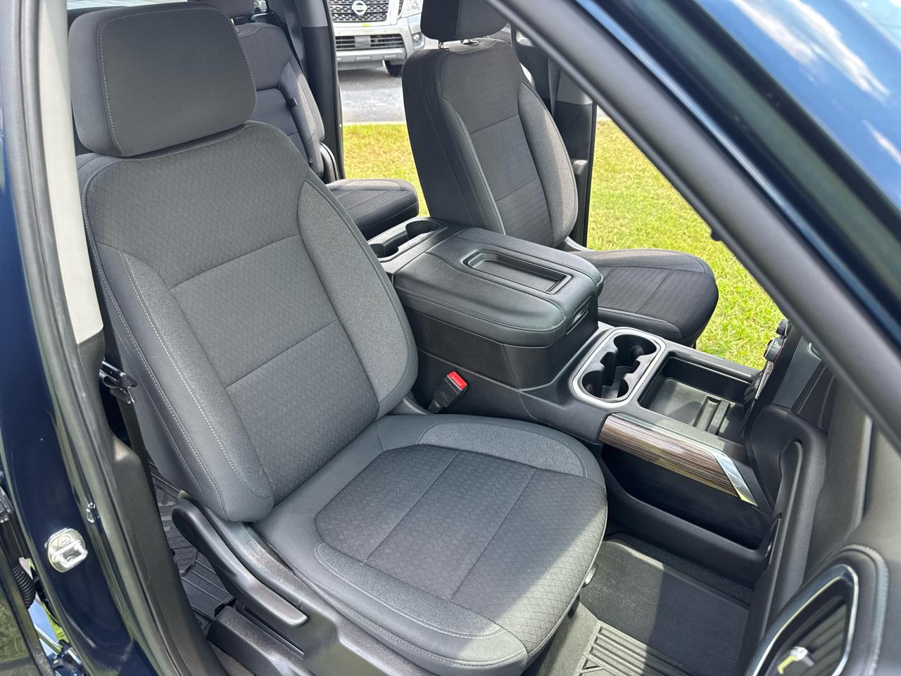 Chevrolet Silverado 1500 2WD Crew Cab 143.5" LT 2021