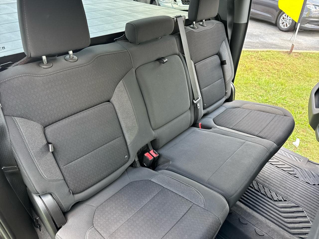 Chevrolet Silverado 1500 2WD Crew Cab 143.5" LT 2021