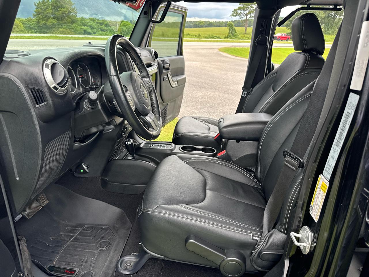 Jeep Wrangler Unlimited Sahara 4WD 2016