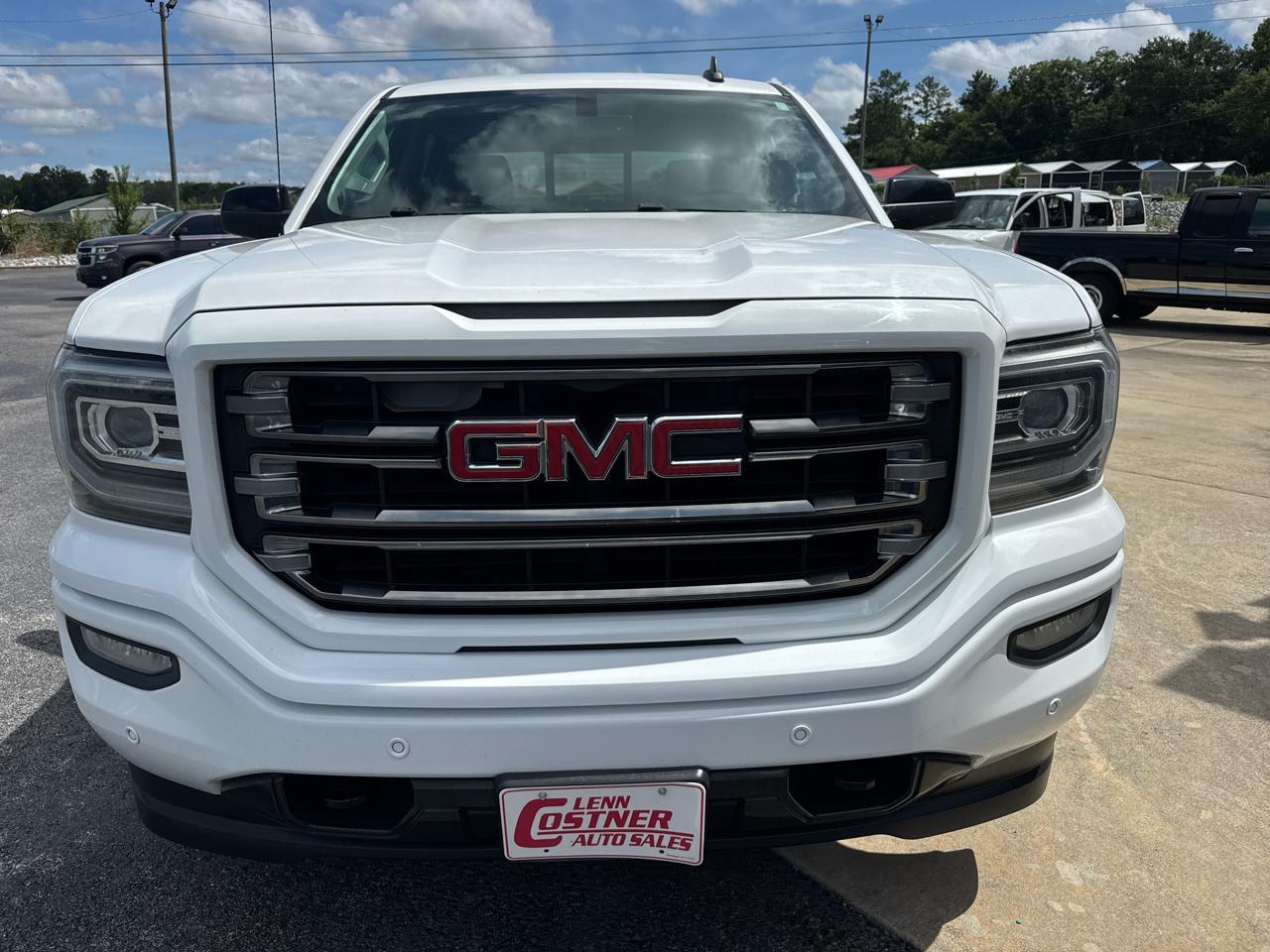 GMC Sierra 1500 4WD Crew Cab 143.5" SLT 2017