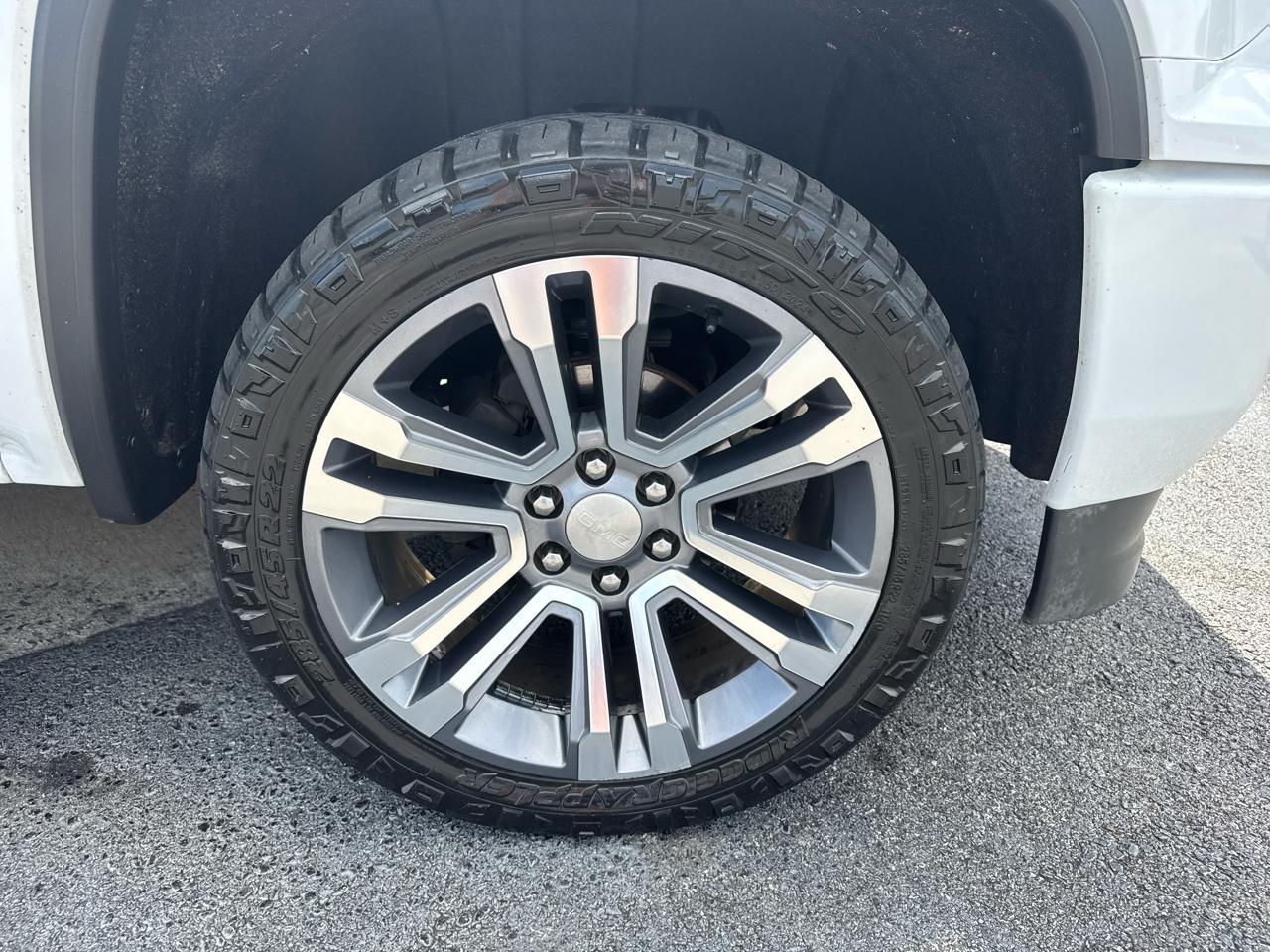 GMC Sierra 1500 4WD Crew Cab 143.5" SLT 2017