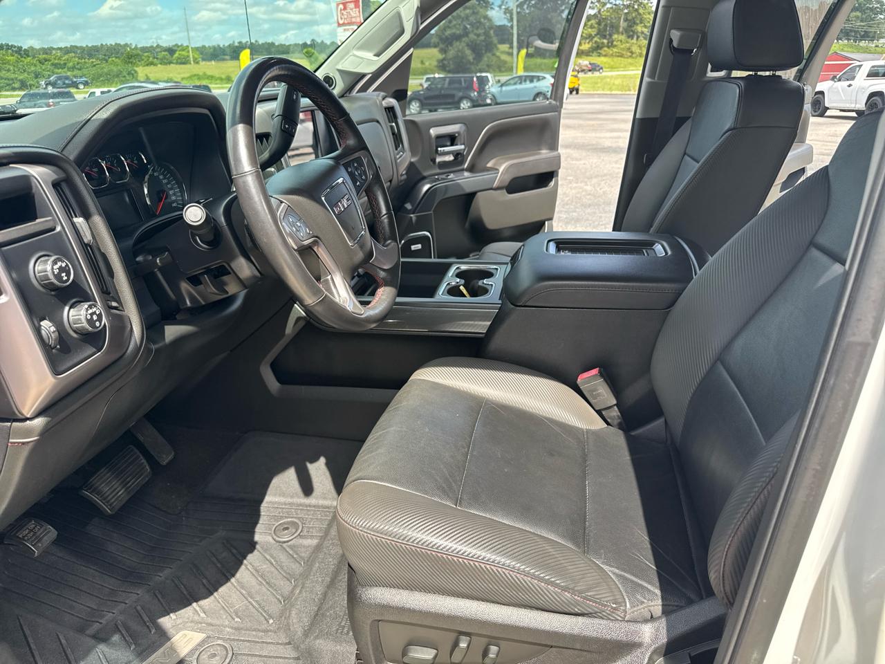 GMC Sierra 1500 4WD Crew Cab 143.5" SLT 2017