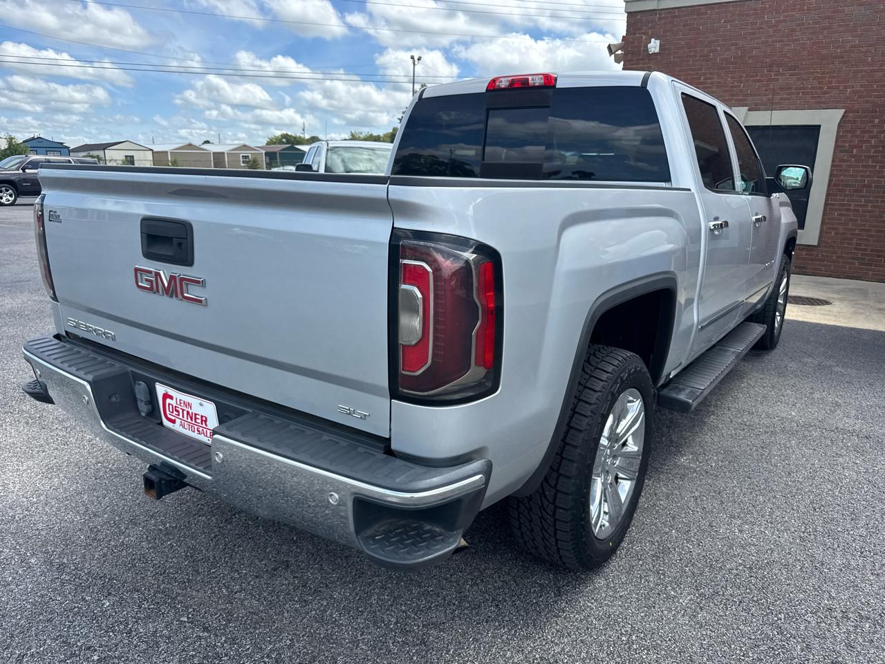 GMC Sierra 1500 4WD Crew Cab 143.5" SLT 2016
