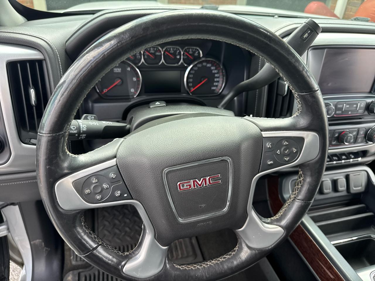 GMC Sierra 1500 4WD Crew Cab 143.5" SLT 2016