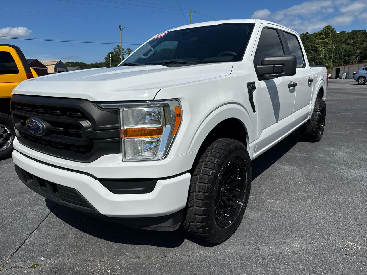 Ford F-150 2WD SuperCrew 139" XL 2021