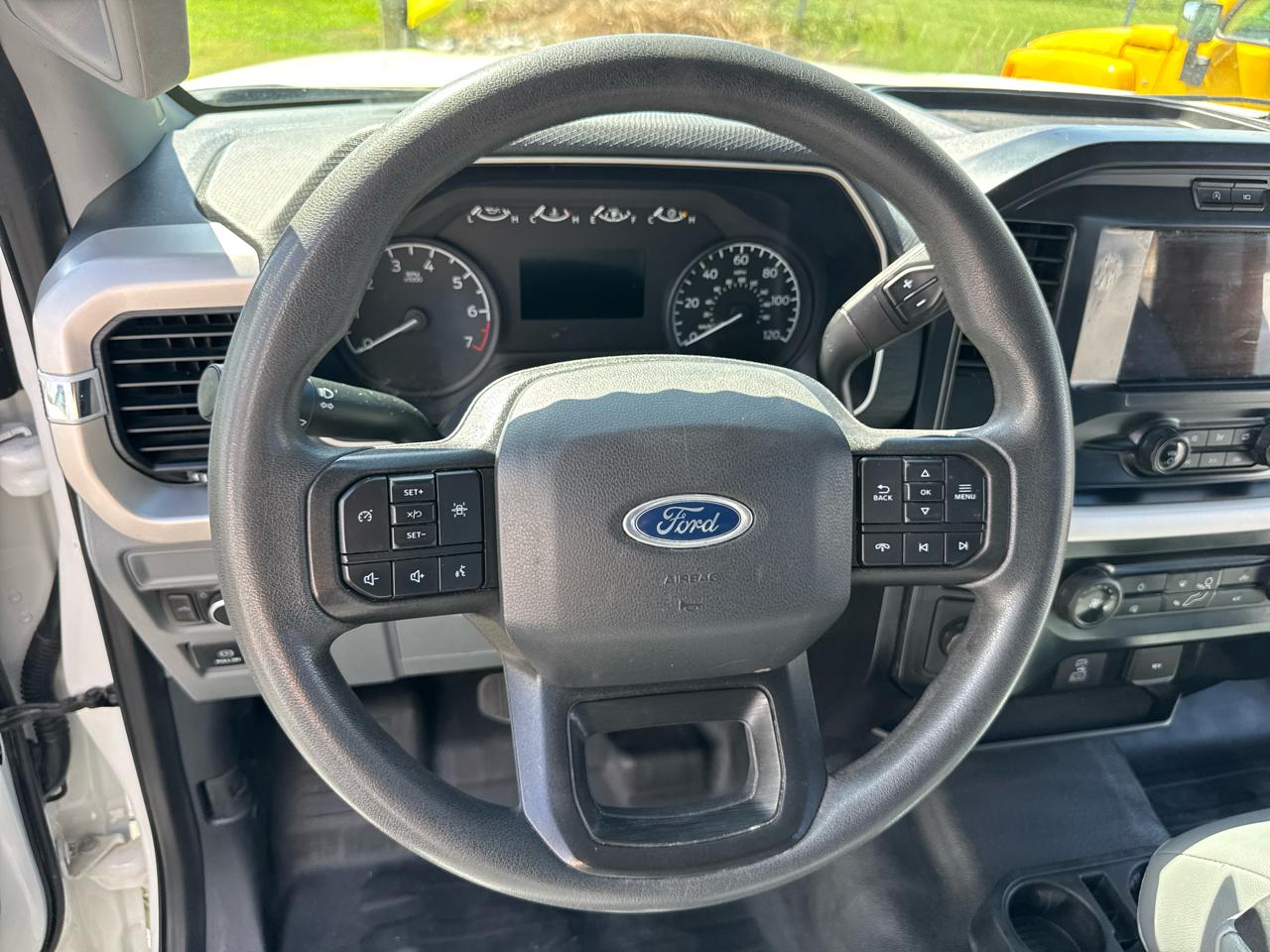 Ford F-150 2WD SuperCrew 139" XL 2021