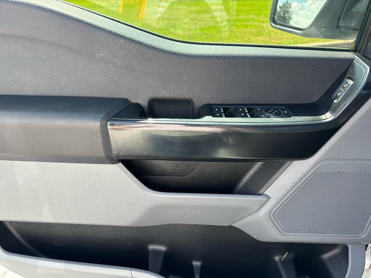Ford F-150 2WD SuperCrew 139" XL 2021
