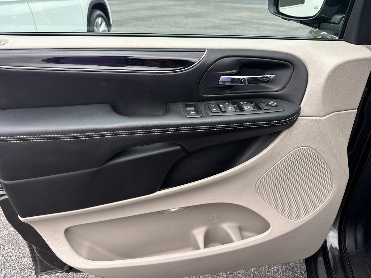 Dodge Grand Caravan SXT 2017