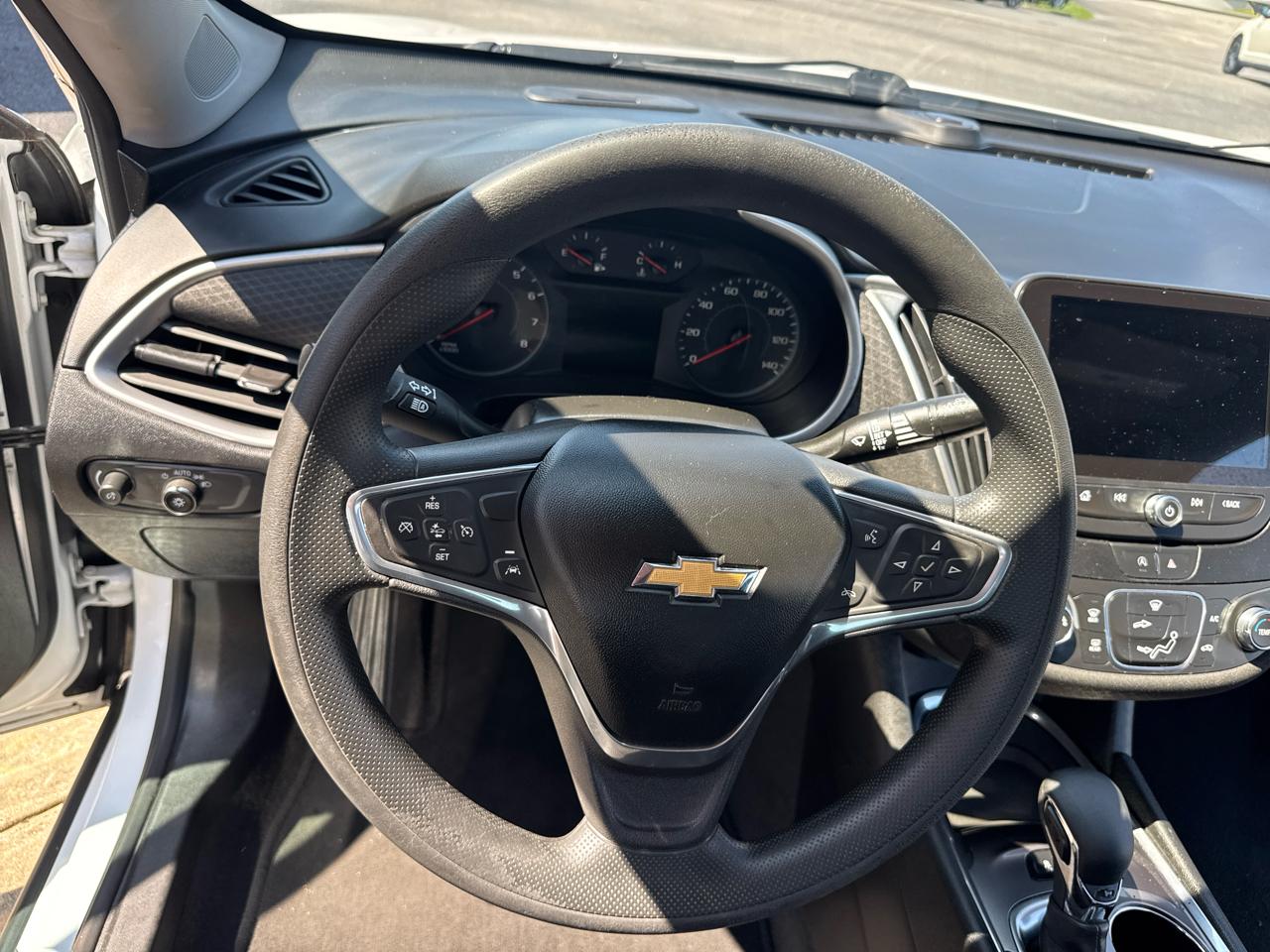 Chevrolet Malibu 1FL 2021