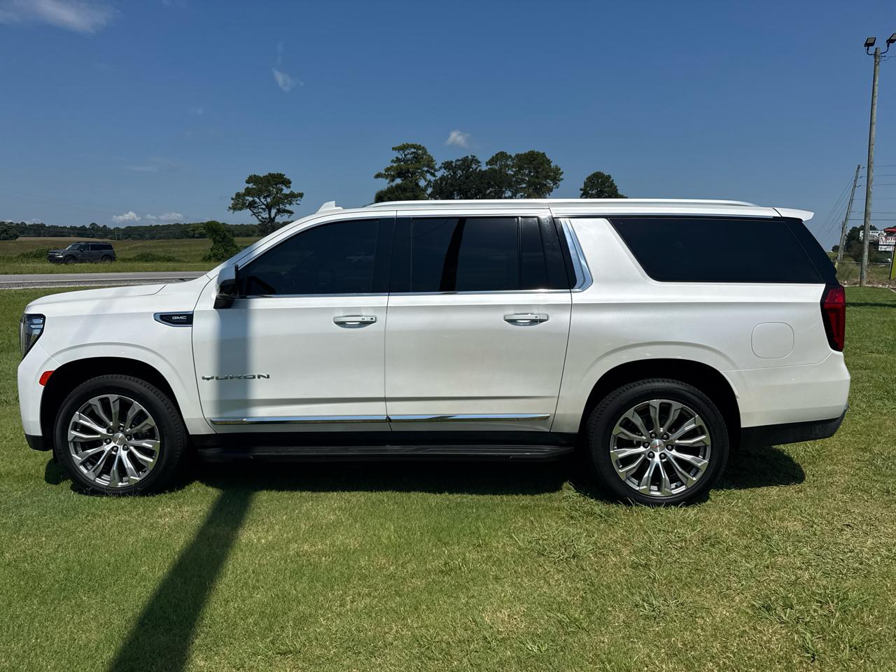 GMC Yukon XL SLT 2WD 2021