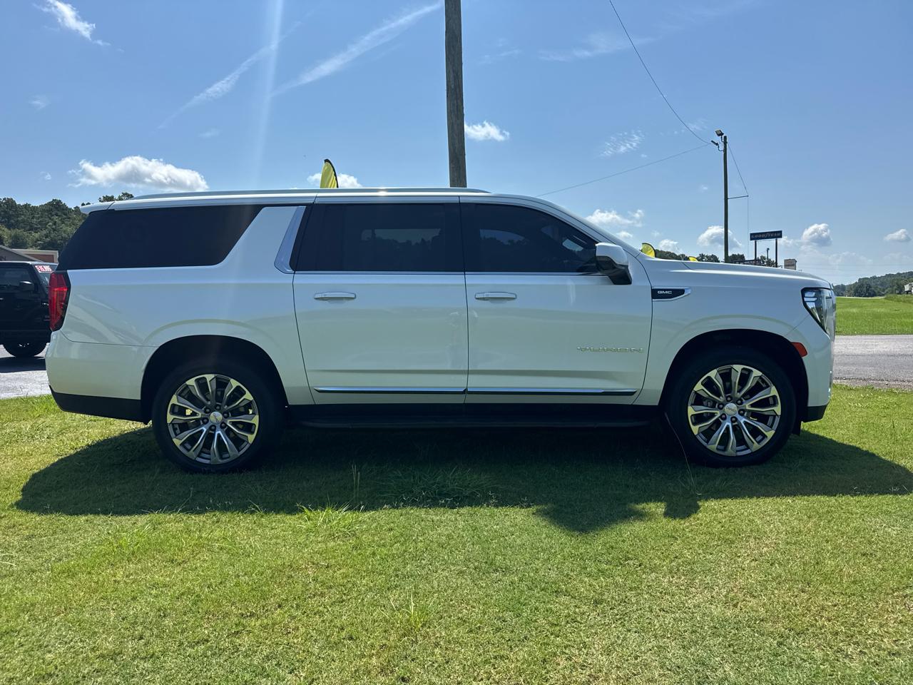GMC Yukon XL SLT 2WD 2021