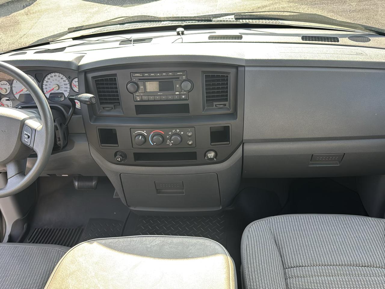 Dodge Ram 1500 SXT Quad Cab Long Bed 2WD 2008