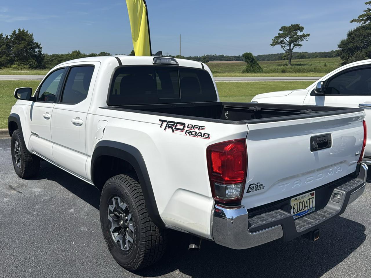 Toyota Tacoma SR5 Double Cab Long Bed V6 6AT 2WD 2017