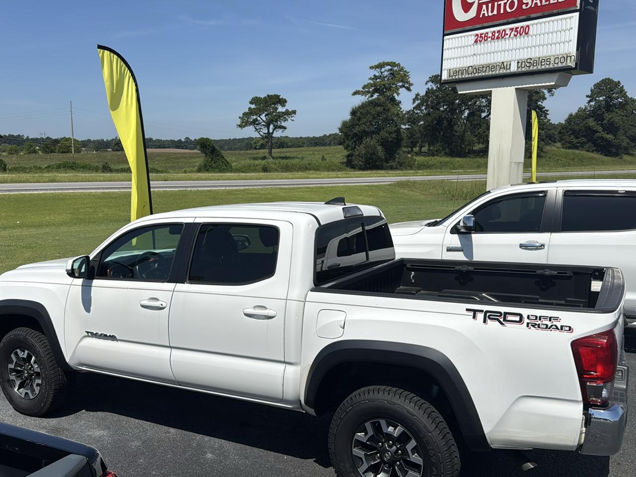 Toyota Tacoma SR5 Double Cab Long Bed V6 6AT 2WD 2017