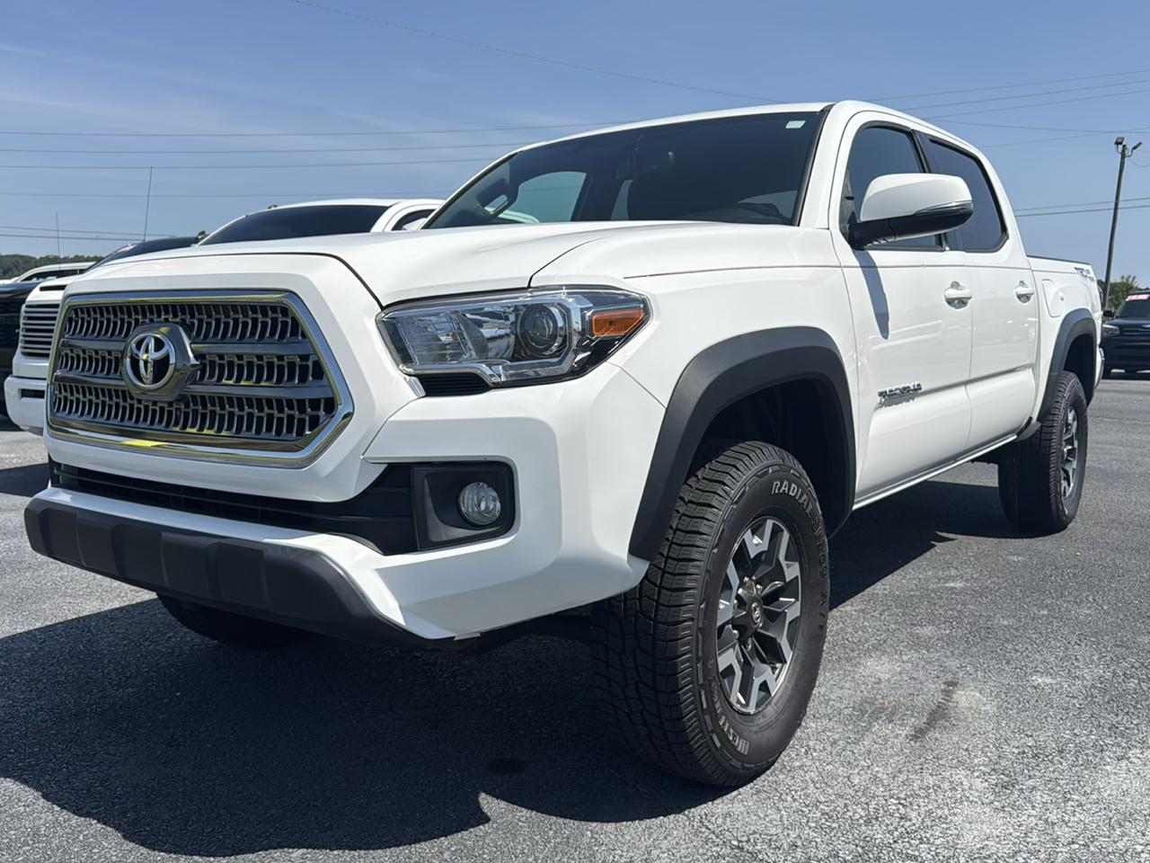 Toyota Tacoma SR5 Double Cab Long Bed V6 6AT 2WD 2017