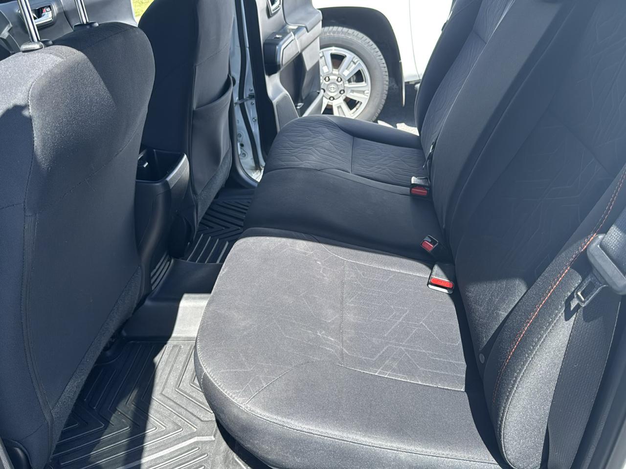 Toyota Tacoma SR5 Double Cab Long Bed V6 6AT 2WD 2017