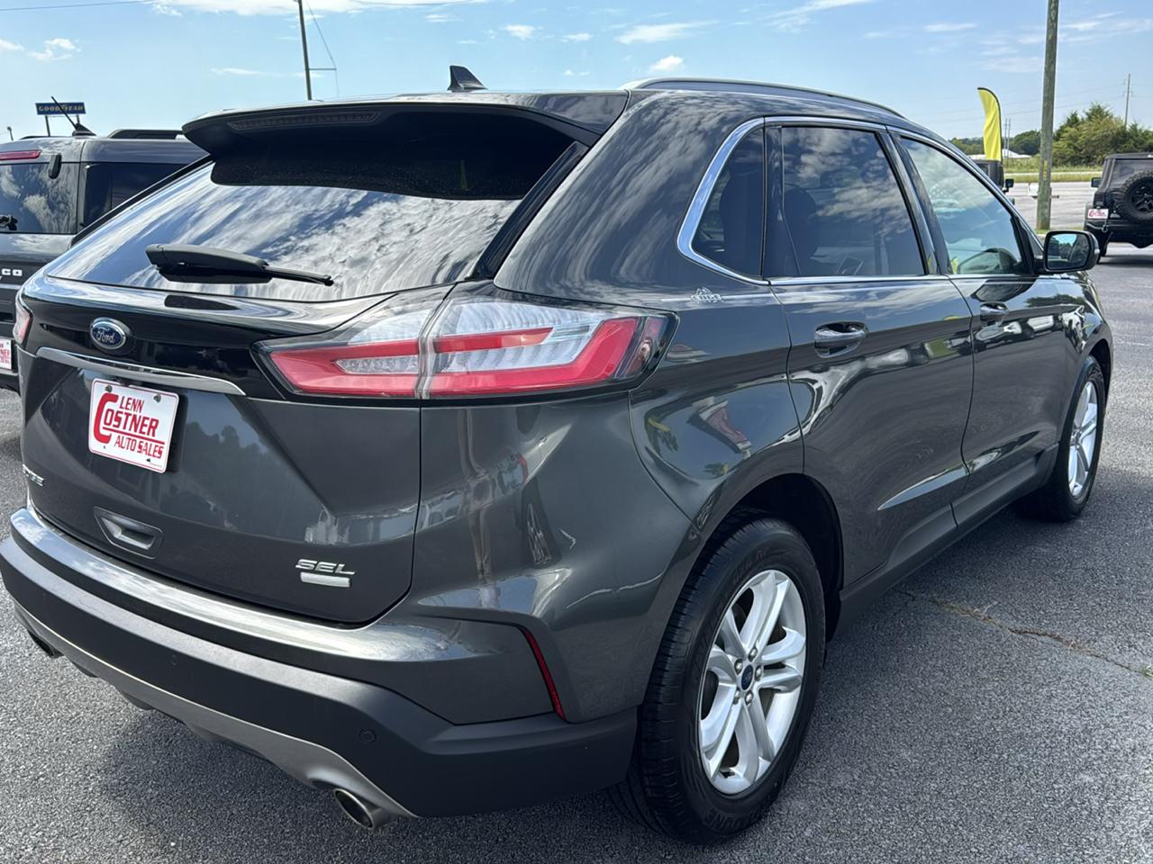 Ford Edge SEL FWD 2019