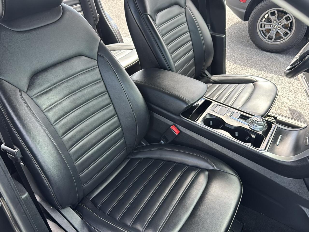 Ford Edge SEL FWD 2019