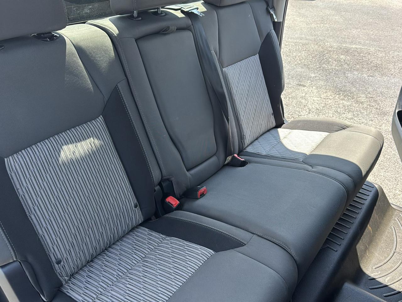 Toyota Tundra SR5 5.7L V8 FFV CrewMax 4WD 2015