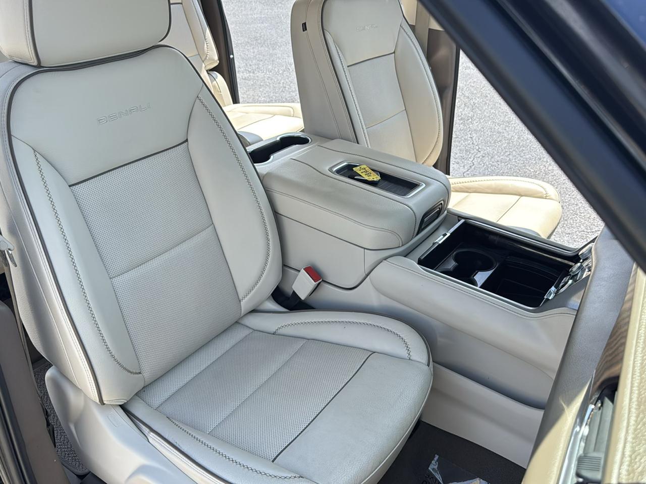 GMC Yukon XL Denali 2WD 2023