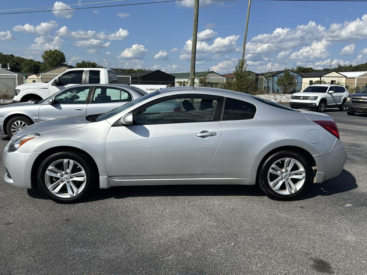 Nissan Altima 2.5 S 6M/T Coupe 2012