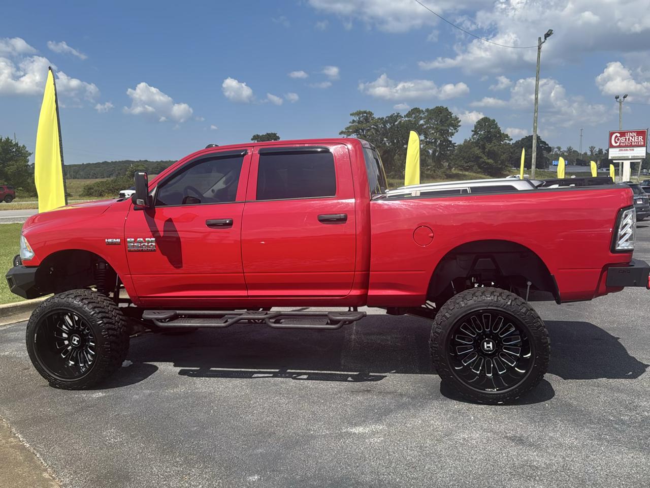 RAM 2500 Tradesman Crew Cab SWB 4WD 2017