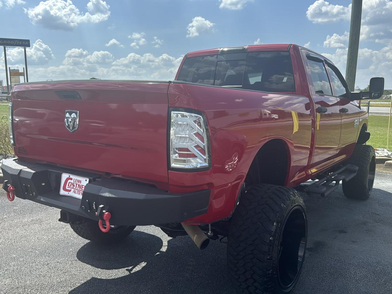 RAM 2500 Tradesman Crew Cab SWB 4WD 2017