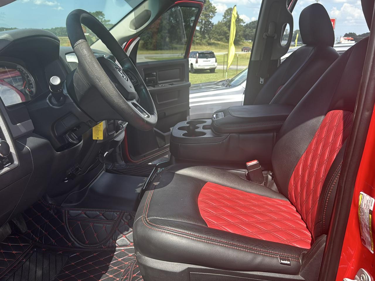 RAM 2500 Tradesman Crew Cab SWB 4WD 2017